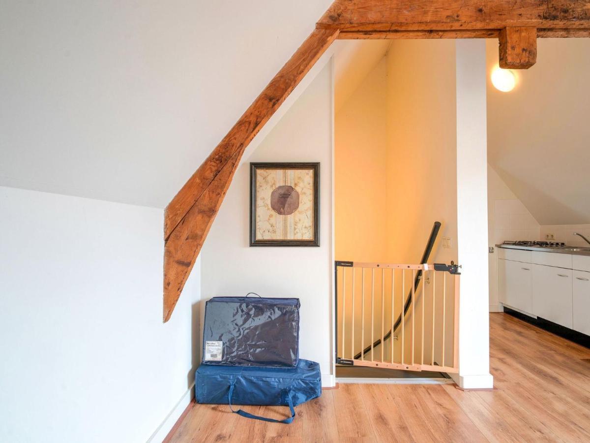 Cozy Holiday Home By The Canal In Dwingeloo Esterno foto